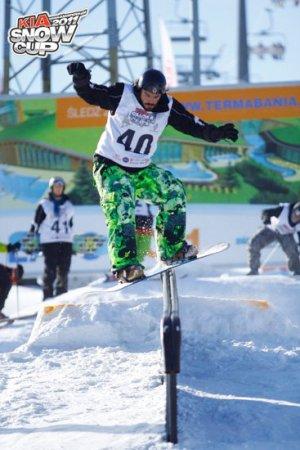 Alan Garcia - snowboarding in the 2011 KIA Snow Cup competition - the only person to enter both ski and snowboard categories!