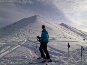 Howat Duncan skiing in Poland